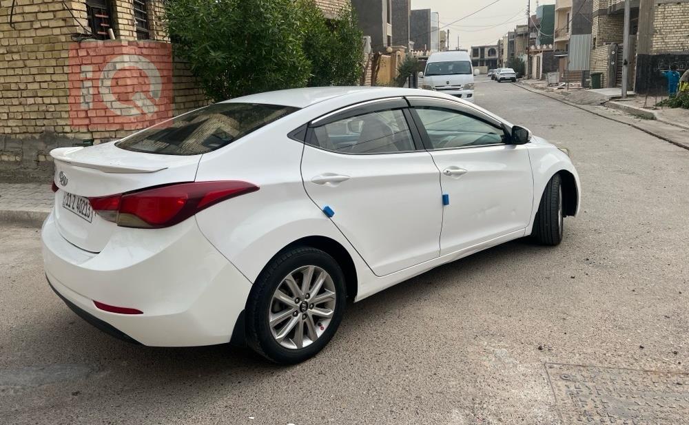 هیوندای ئەلەنترا